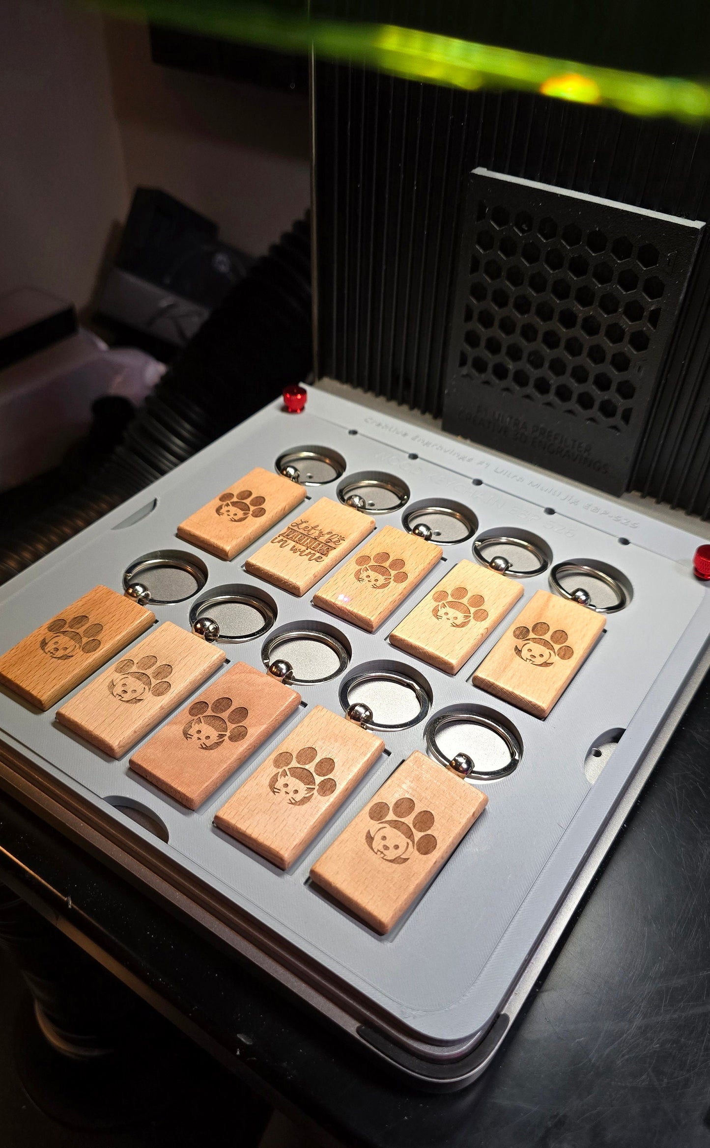 10 Wood Rectangle Key Chains Jig xTool F1 Ultra, 3D Printed Jig, xTool Fiber Laser Jig, xTool F1 Ultra Jig, Fiber Jig, 3D Jig, XCS File
