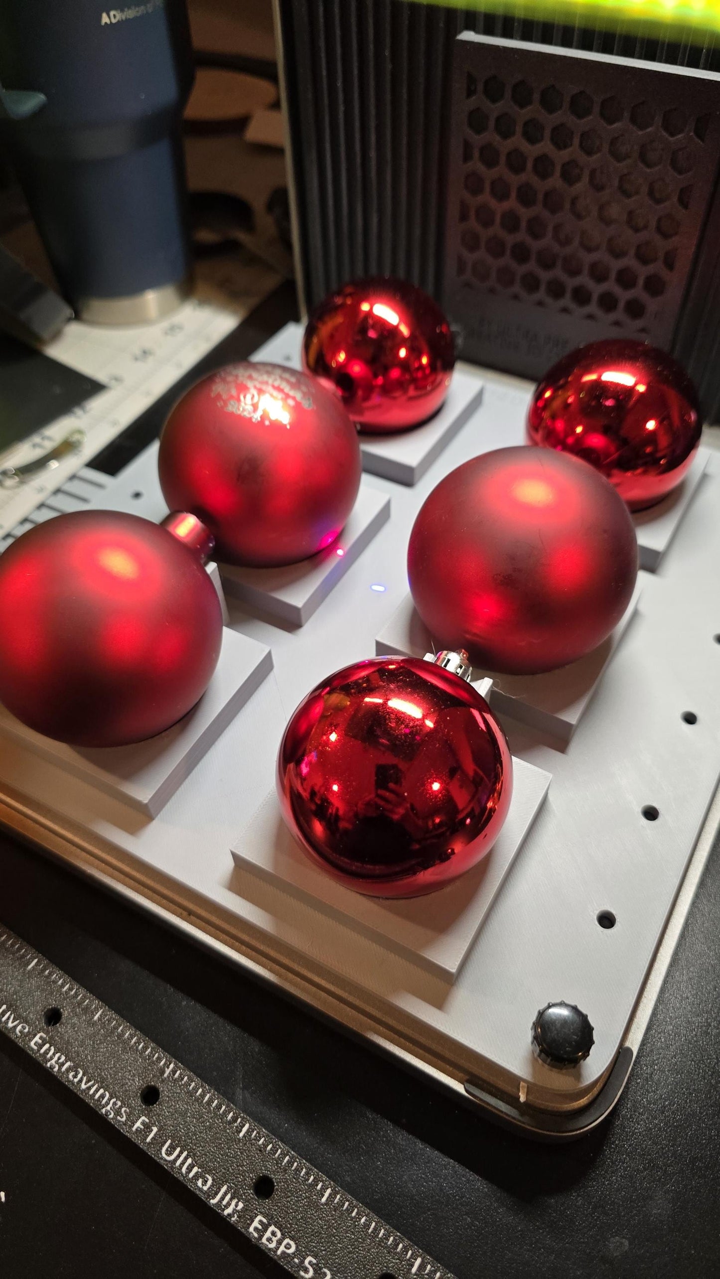 60 - 67 mm Ornament Jig with Alignment xTool F1 Ultra Laser Engraver, 3D Printed Jig, xTool Fiber Laser Jig, Laser Jig, Fiber Jig, XCS File,