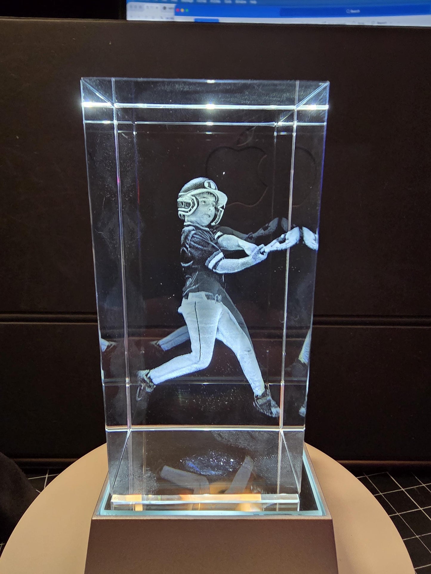 3D Crystal Photo Cube – Custom Laser Engraving With LED Light Base Display