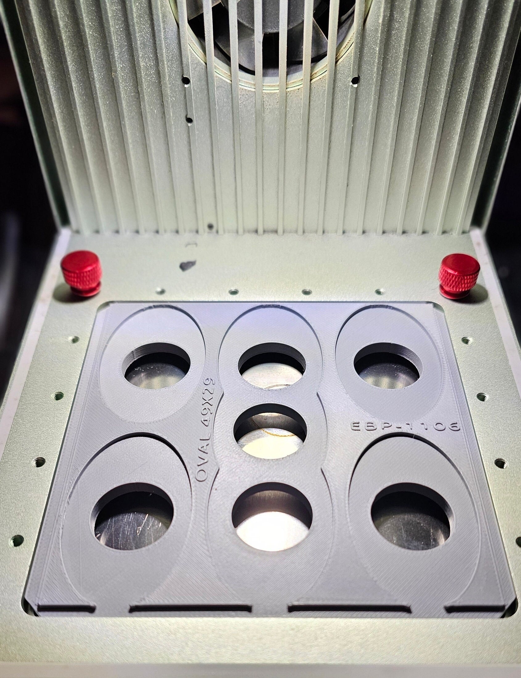 oval tag jig